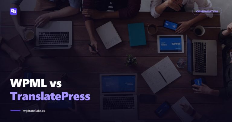 Mesa de reunión vista desde arriba con varios portátiles, tablets y móviles mostrando datos, en referencia a la comparativa entre WPML y TranslatePress